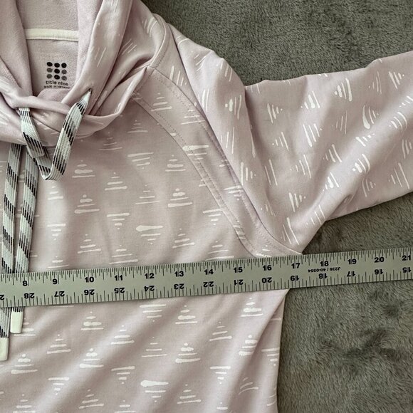 Title Nine Light Pink Hoodie Sweatshirt - Picture 7 of 8